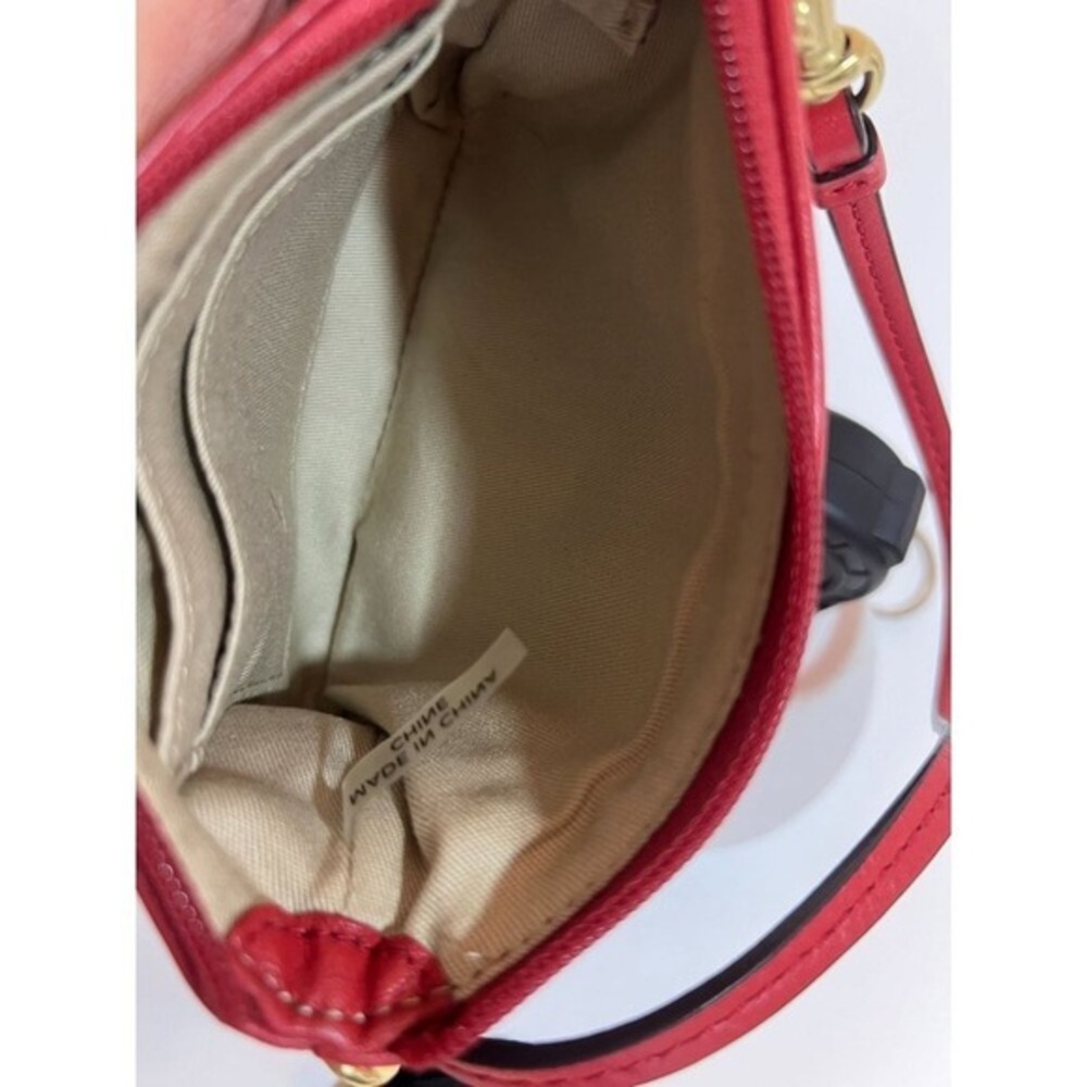 Coach New York Red Leather Wristlet Clutch Bag Gold Hardware 6" X 4" Card Slots - Picture 3 of 6